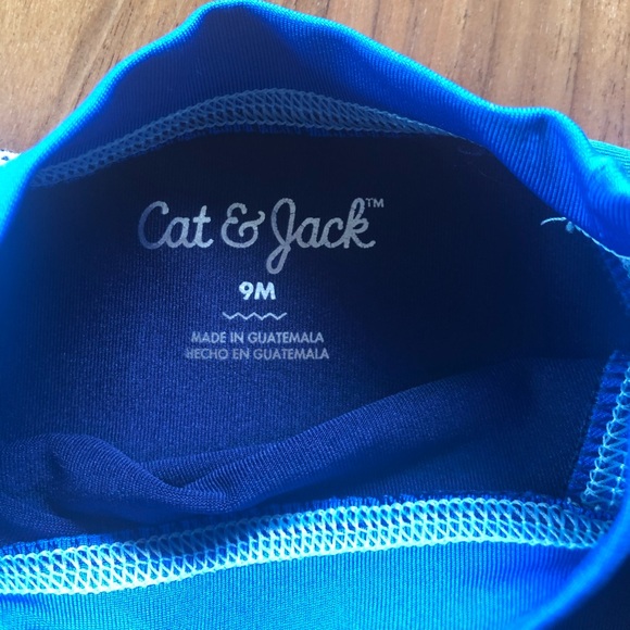 GAP 6-12 month swim trunks - Picture 3 of 4